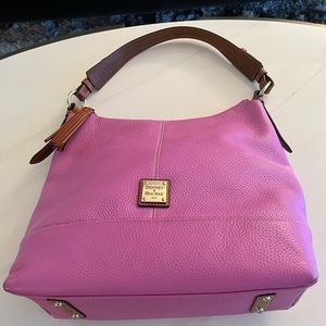 Dooney & Bourke leather handbag EUC